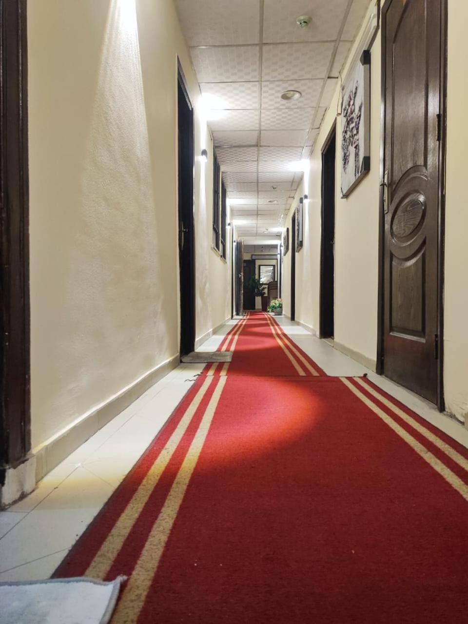 Alshawarbi Plaza Hotel ไคโร ภายนอก รูปภาพ