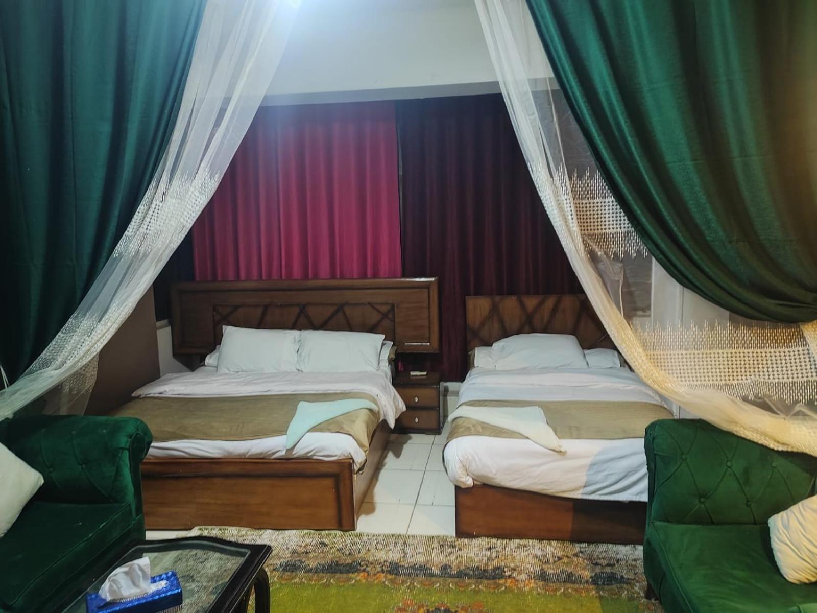 Alshawarbi Plaza Hotel ไคโร ภายนอก รูปภาพ